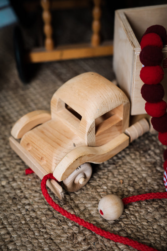 Wooden Pull Truck