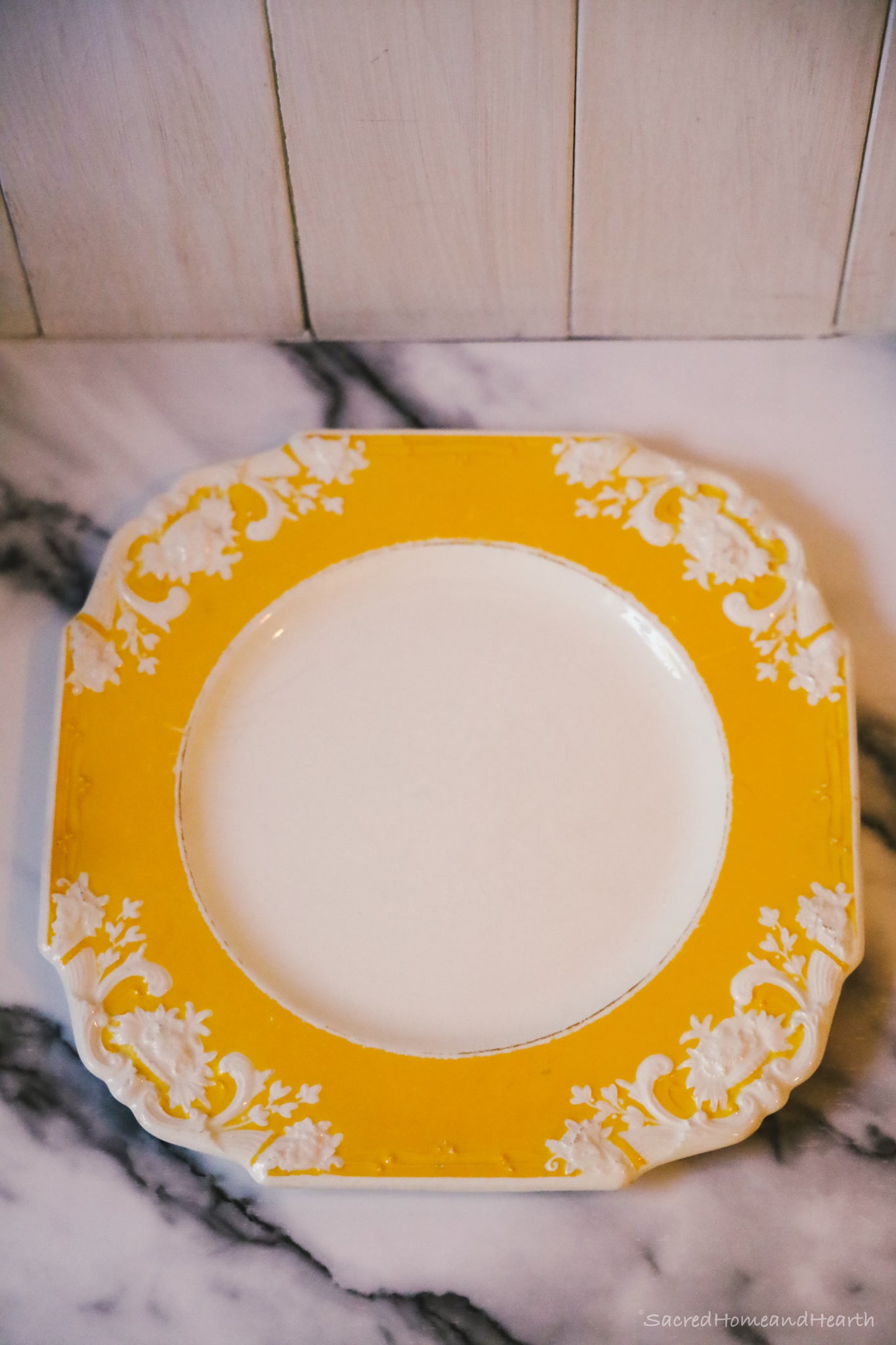 Yellow Plate